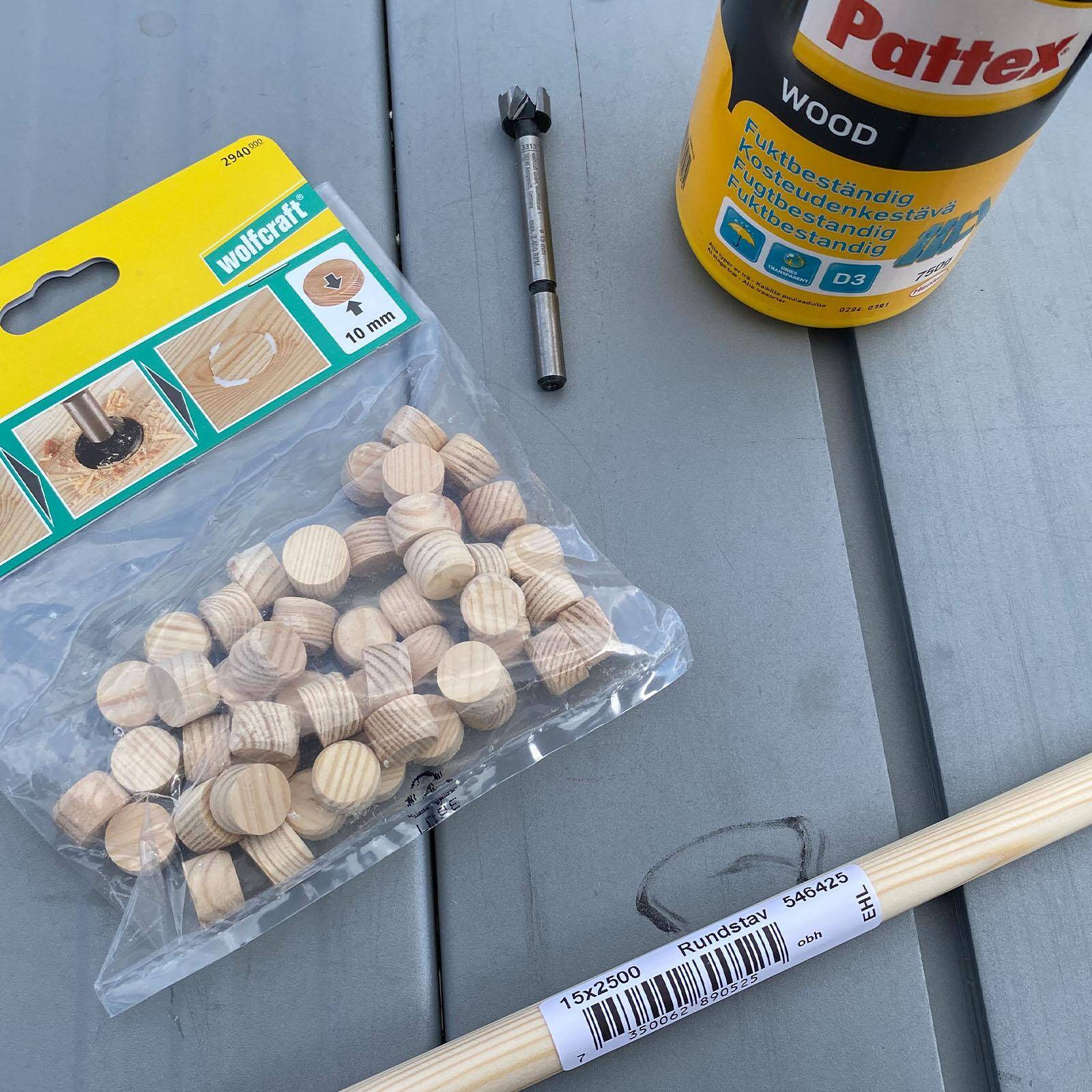 Schrauben und Leim